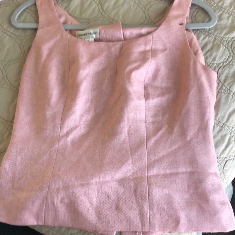 Pink top - Picture 5 of 6